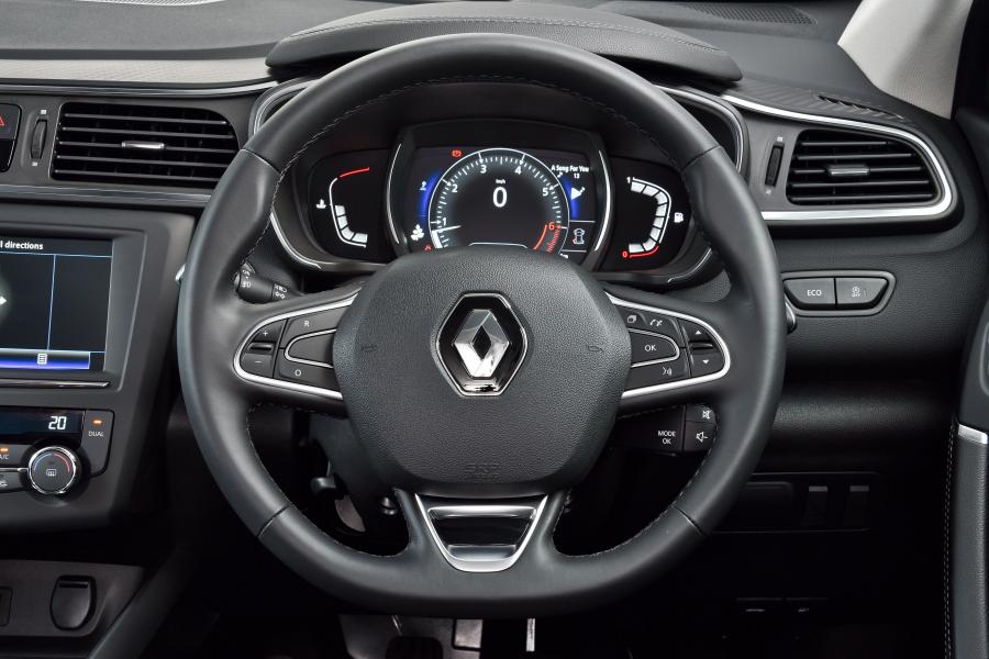 Панель приборов Renault Kadjar 2016 года  (ZA) (фото 8 из 8)